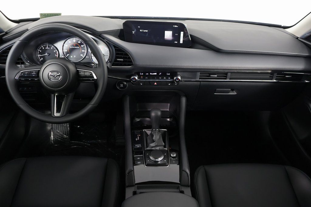2025 Mazda Mazda3 2.5 s Preferred photo 4