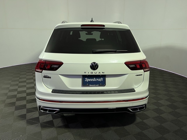 2024 Volkswagen Tiguan SEL R-Line Black photo 4