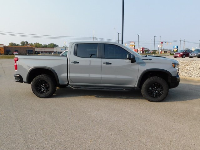 2024 Chevrolet Silverado 1500 ZR2 photo 2