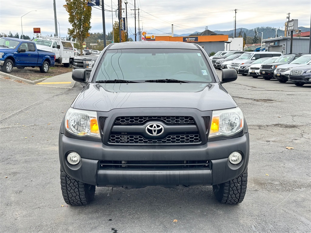 Used 2011 Toyota Tacoma Base with VIN 5TFMU4FN1BX002897 for sale in North Bend, WA