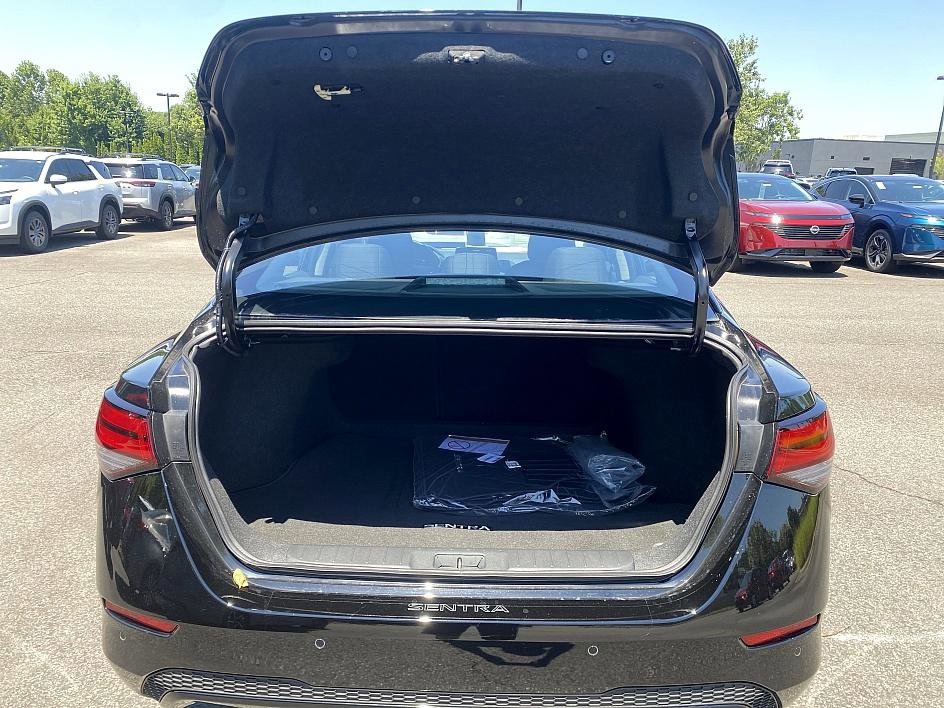 2025 Nissan Sentra SV photo 20
