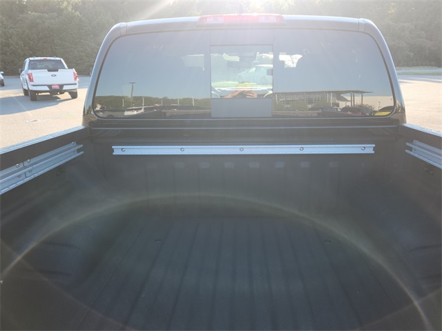 2026 Nissan Frontier Crew Cab PRO-4X photo 5