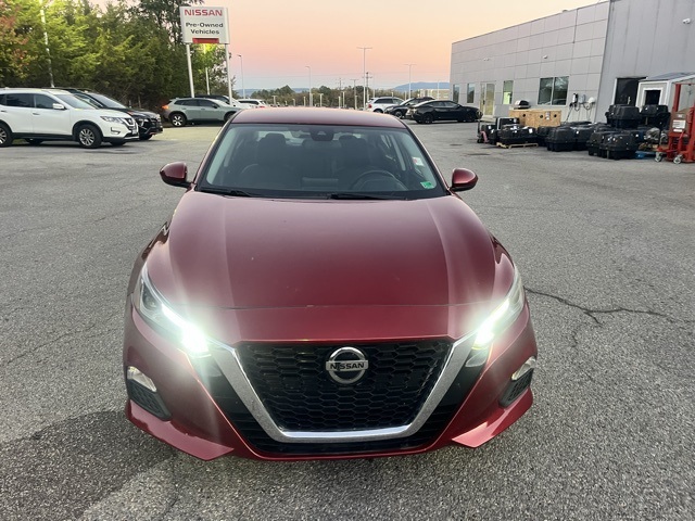 2022 Nissan Altima 2.5 SV photo 2