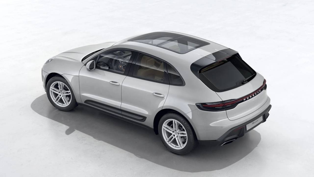 2026 Porsche Macan T photo 4