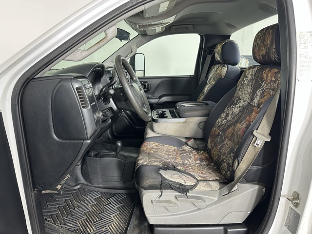 2015 Chevrolet Silverado 2500HD Work Truck photo 2