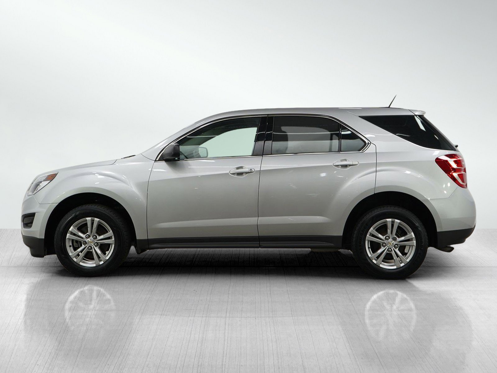 Used 2017 Chevrolet Equinox LS with VIN 2GNALBEK0H1515721 for sale in Burnsville, Minnesota