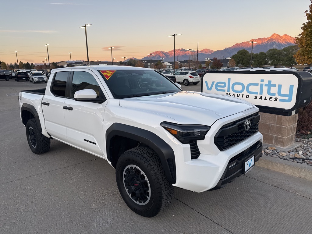 2024 Toyota Tacoma TRD Off Road's photo