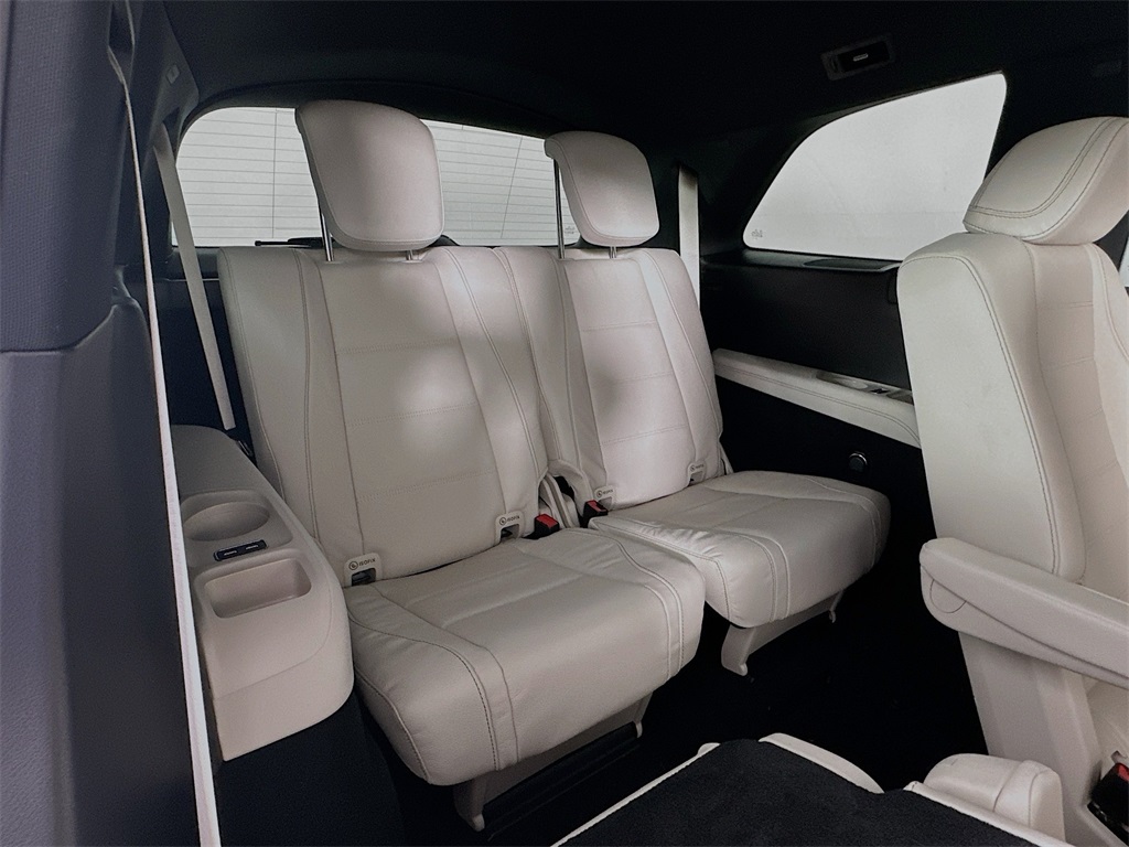 2026 Mercedes Benz GLS 580 4MATIC photo 27
