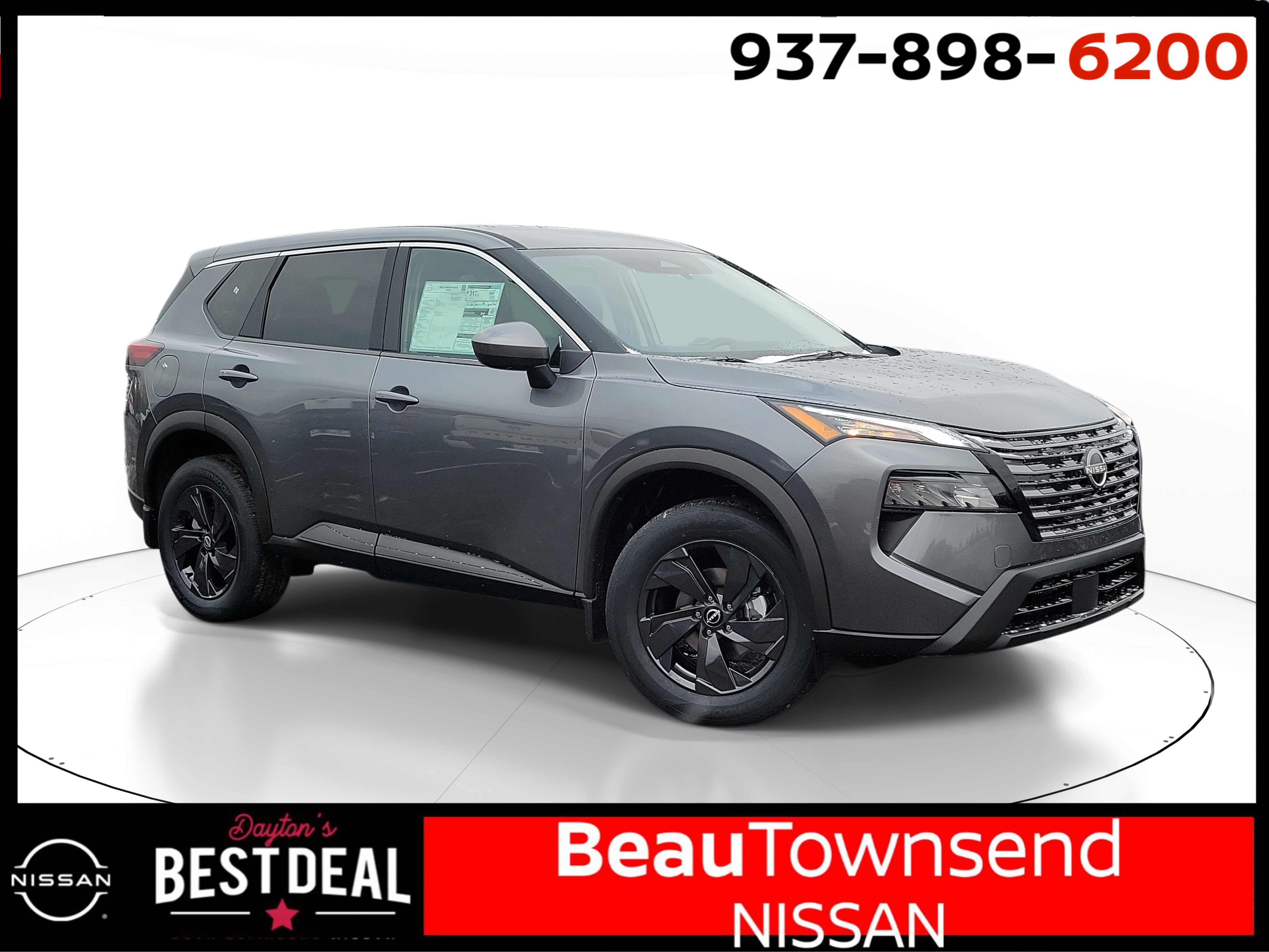 2026 Nissan Rogue SV's photo