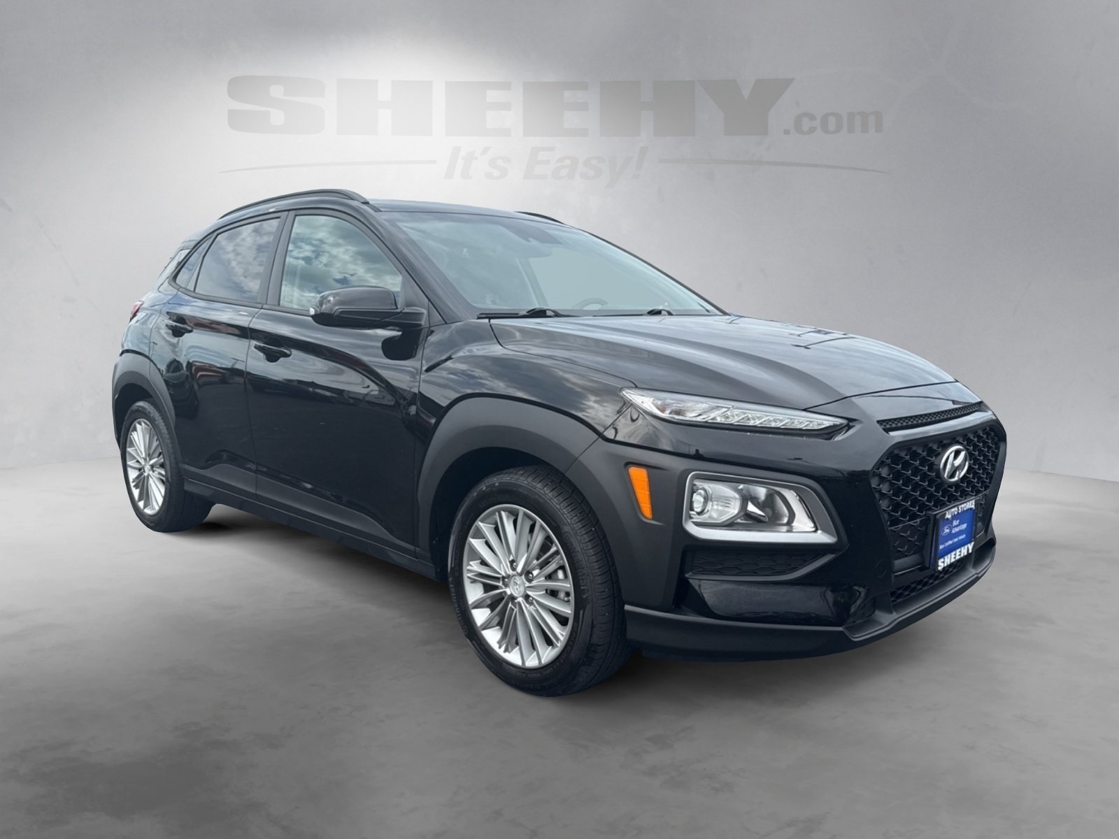 2020 Hyundai Kona SEL photo 2