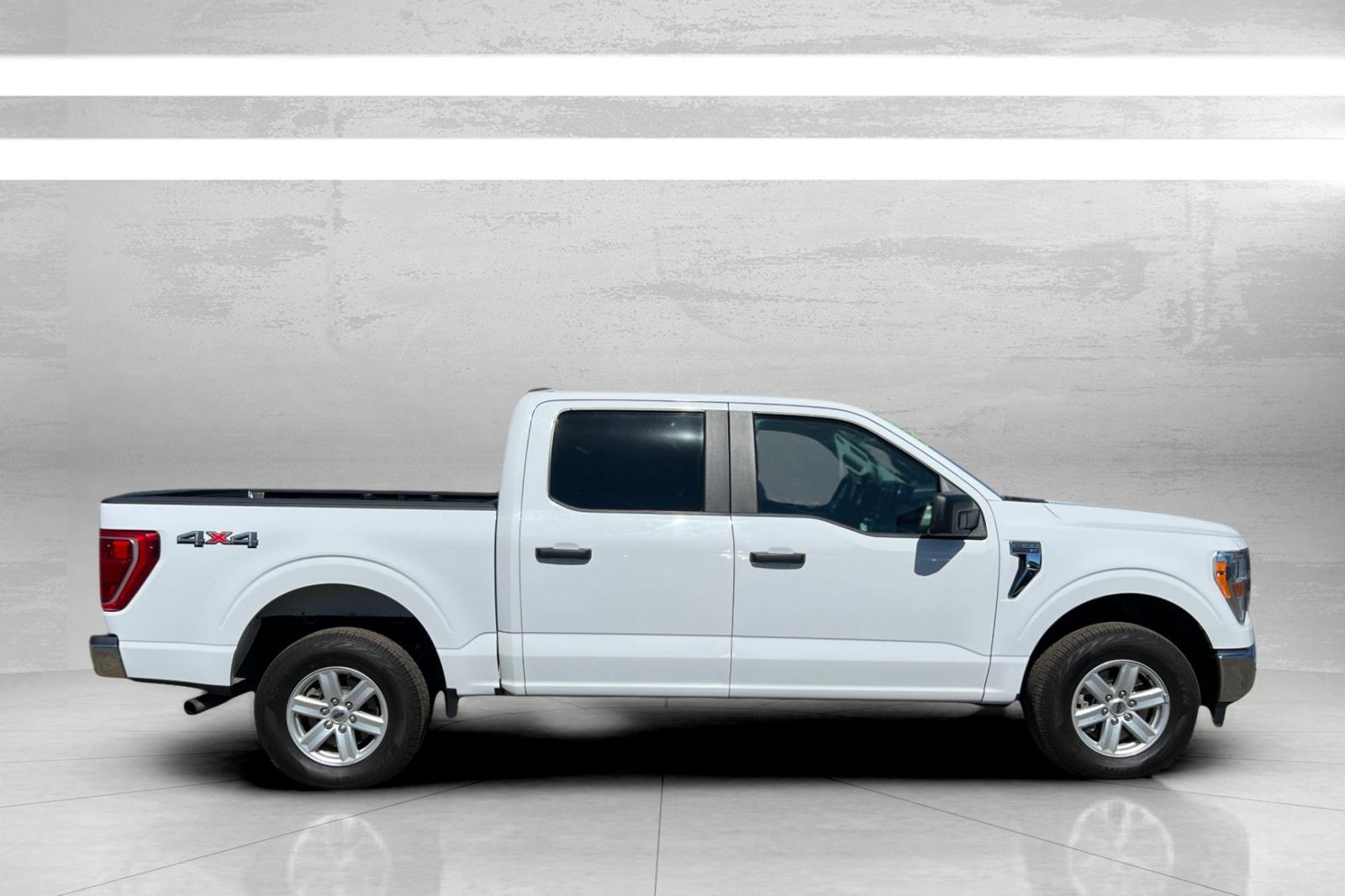 2022 Ford F-150 XLT photo 2