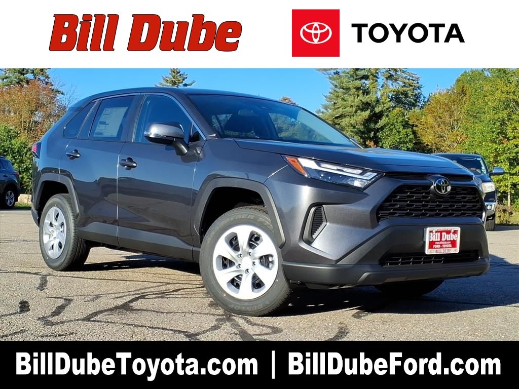 2025 Toyota RAV4 LE's photo