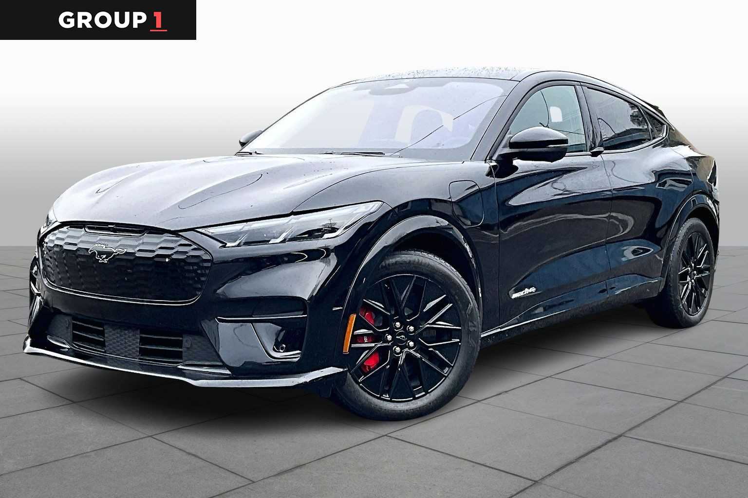 2025 Ford Mustang-Mach-e Premium's photo