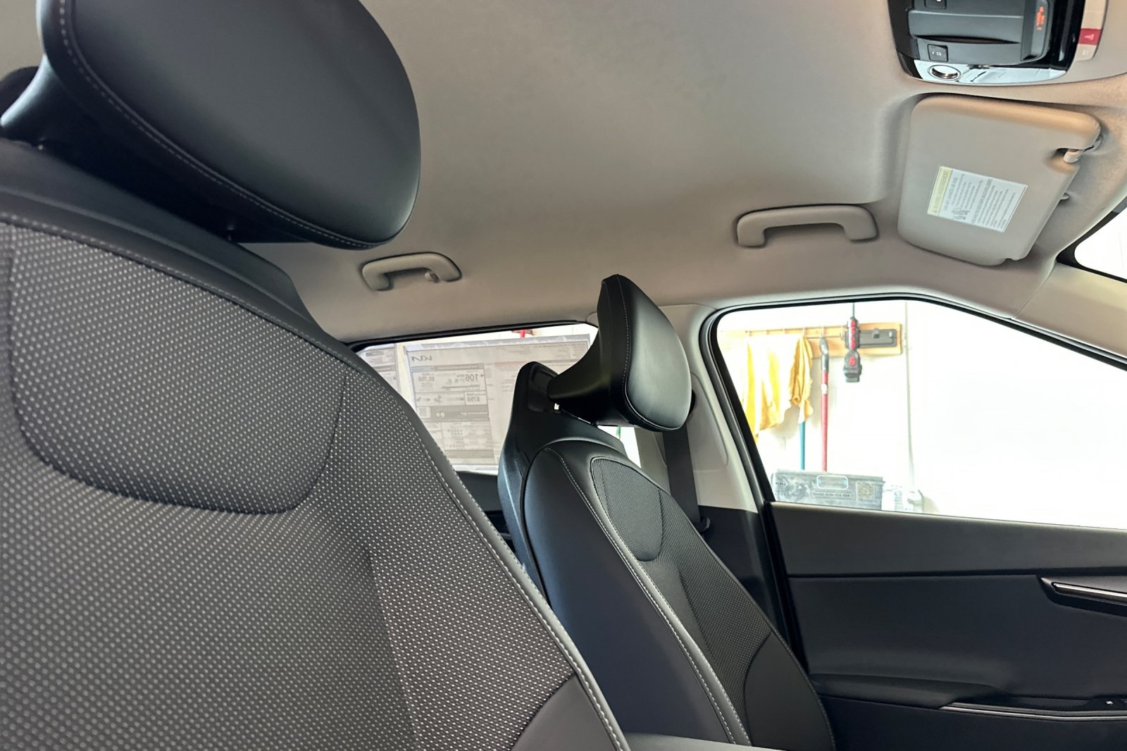 2025 Kia EV6 Light Wind photo 12