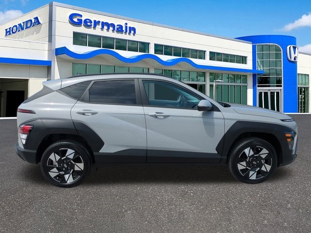 2024 Hyundai Kona SE photo 3