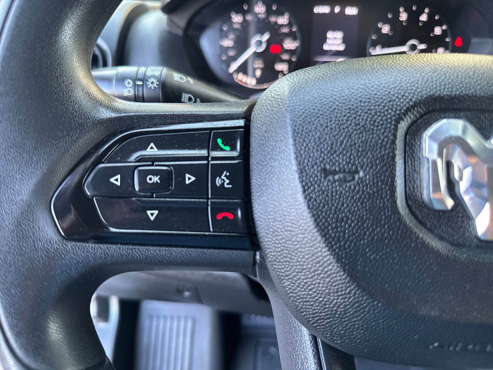 2023 Ram 3500 photo 17