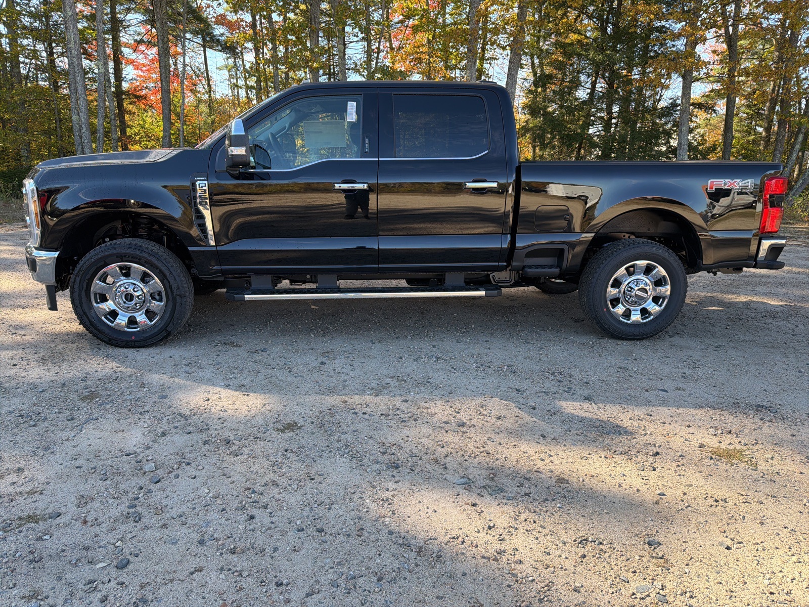 2026 Ford F-350 Lariat photo 4