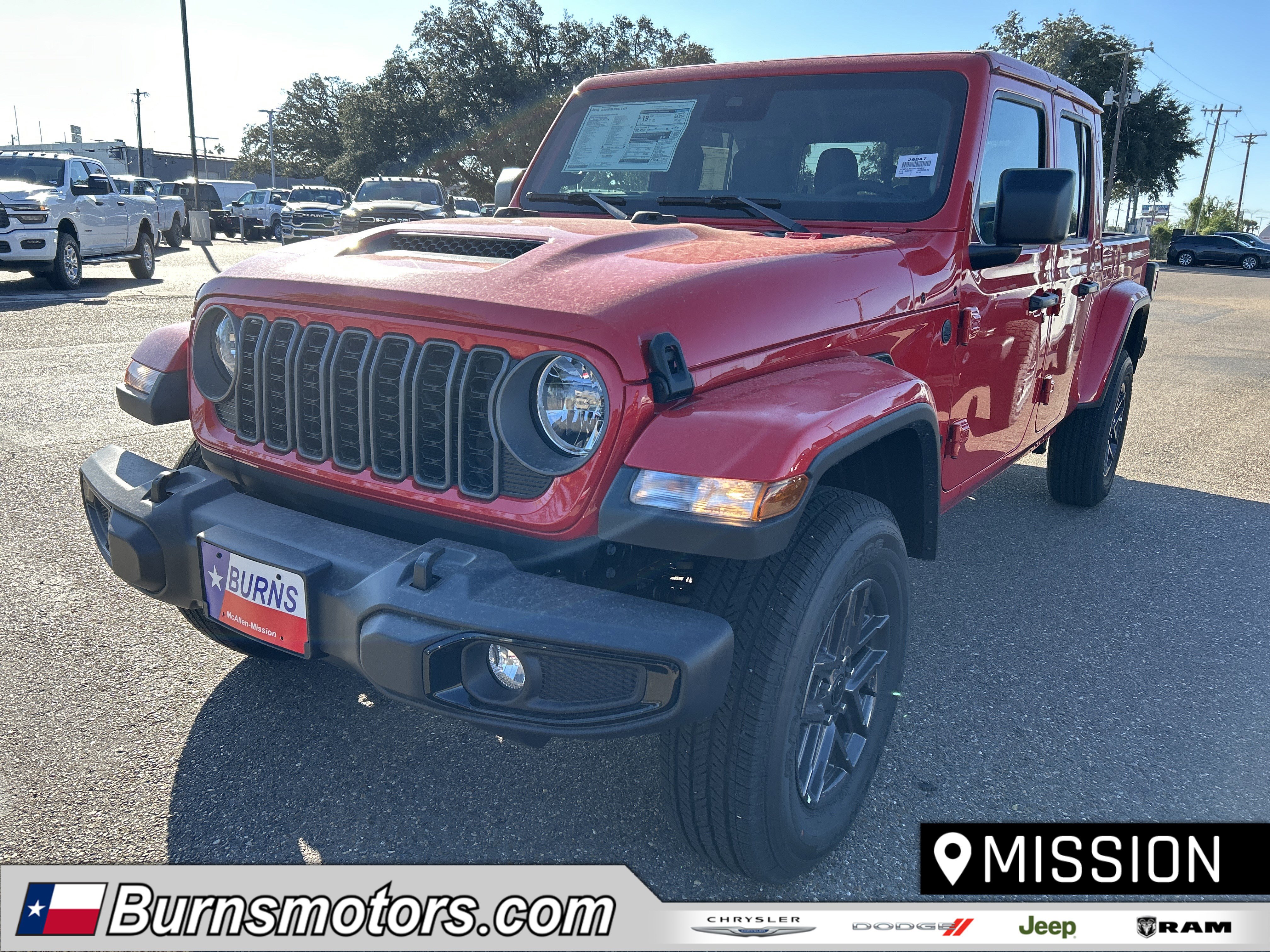2025 Jeep Gladiator Sport S's photo