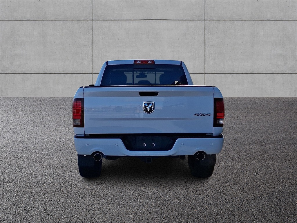 2017 Ram 1500 Sport photo 3