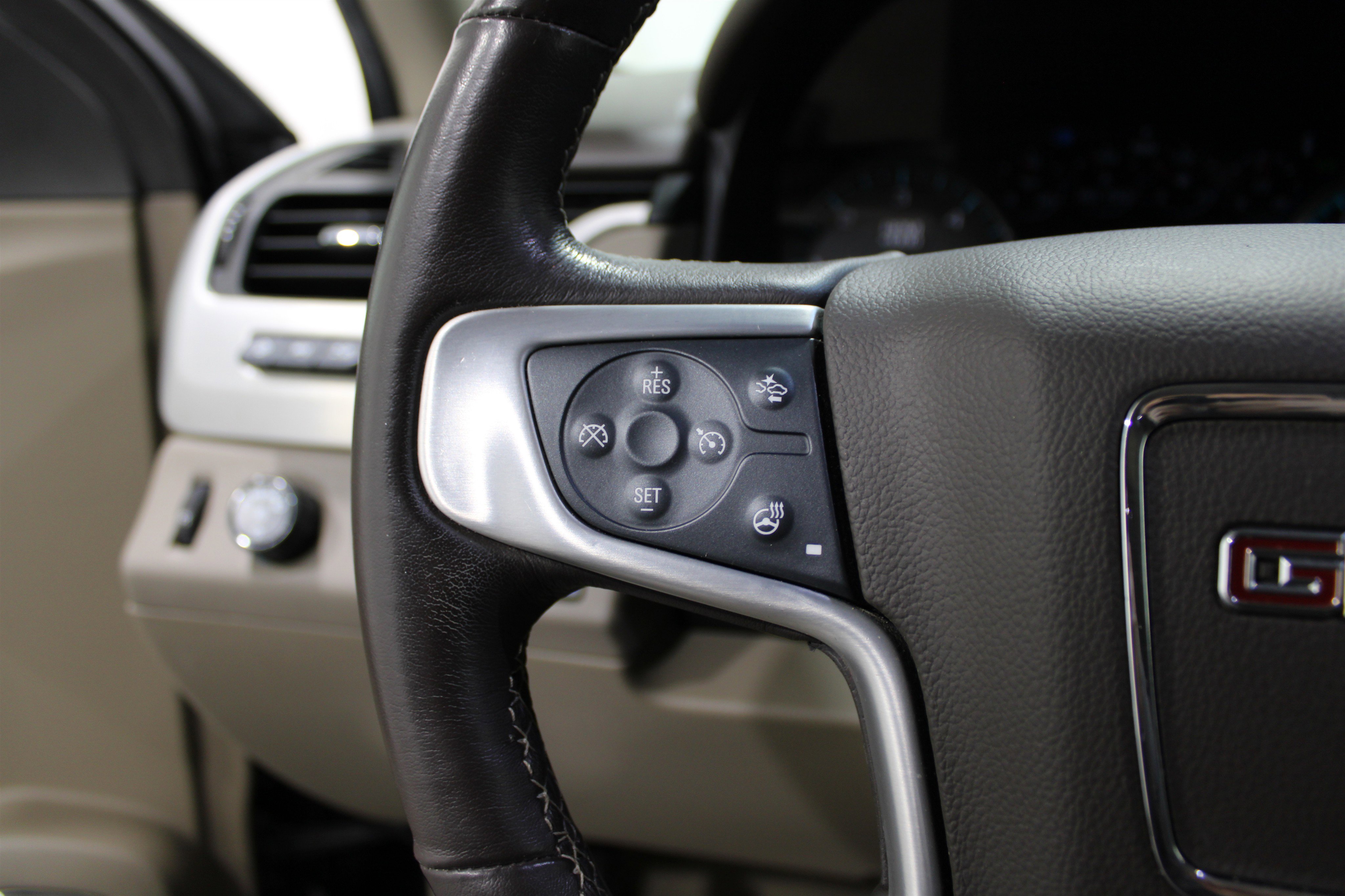 2020 Gmc Yukon SLT photo 7