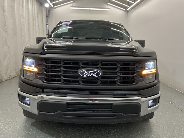 2024 Ford F-150 XL photo 3