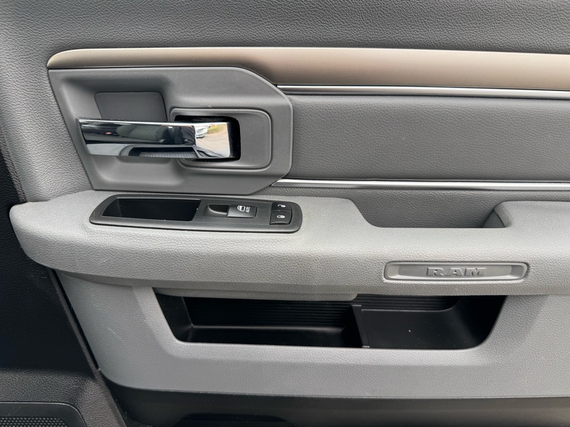 2020 Ram 1500 Classic Warlock photo 23
