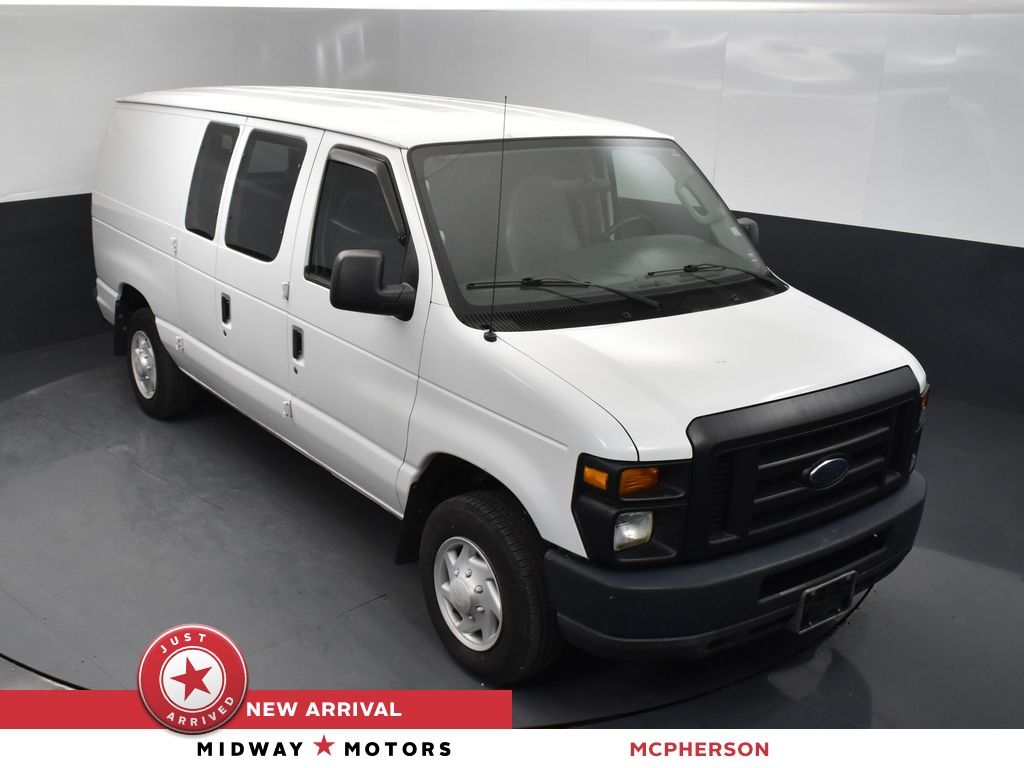 2008 Ford E-Series Econoline Van Commercial's photo