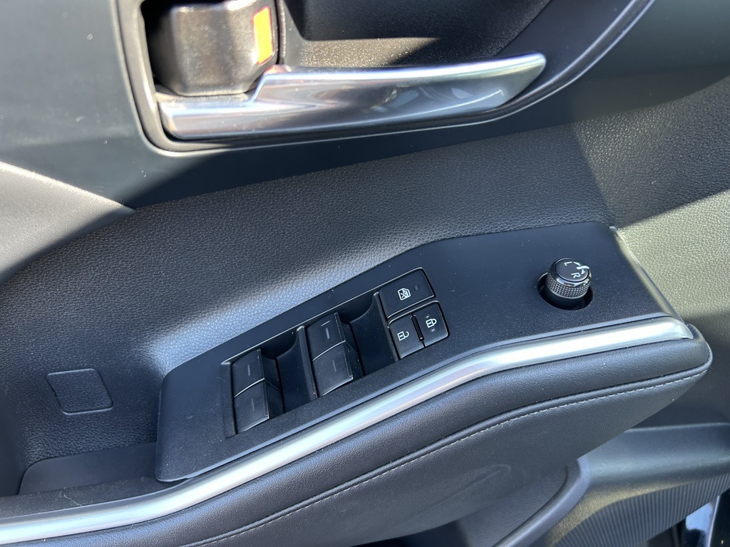 2022 Toyota Highlander XLE photo 4