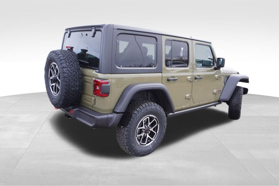 2025 Jeep Wrangler Rubicon photo 3