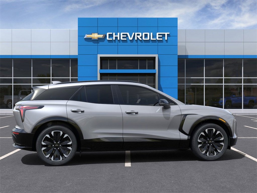 2025 Chevrolet Blazer EV RS photo 4