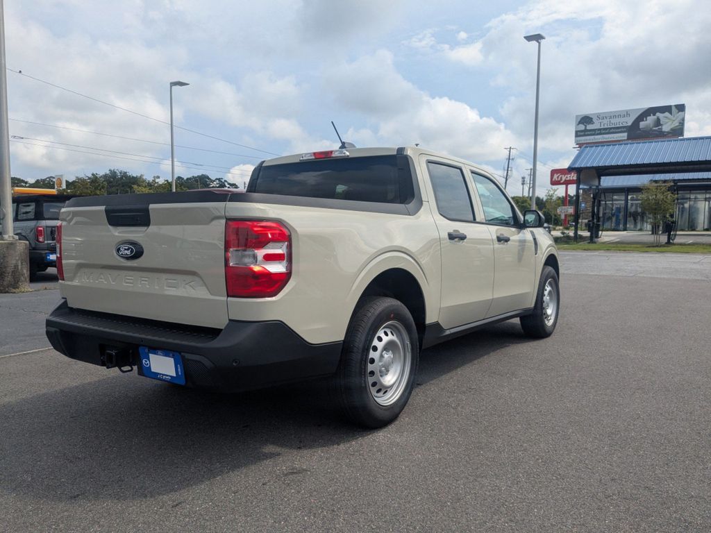 2025 Ford Maverick XL photo 2