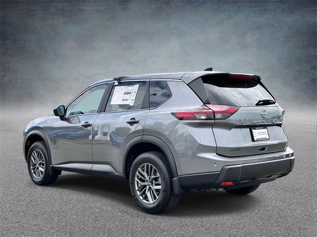 2025 Nissan Rogue S photo 4