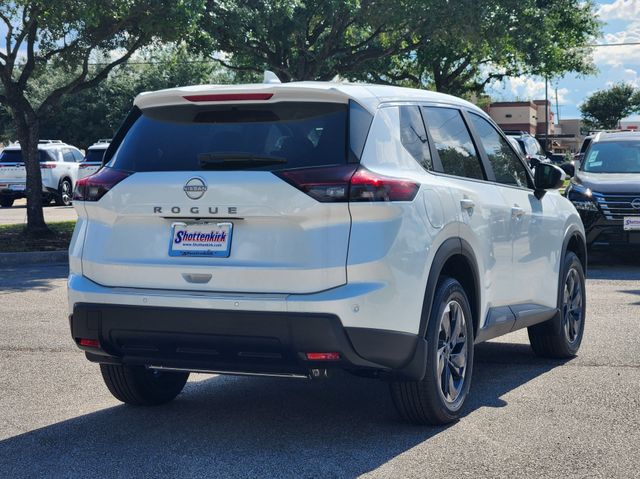 2025 Nissan Rogue SV photo 3