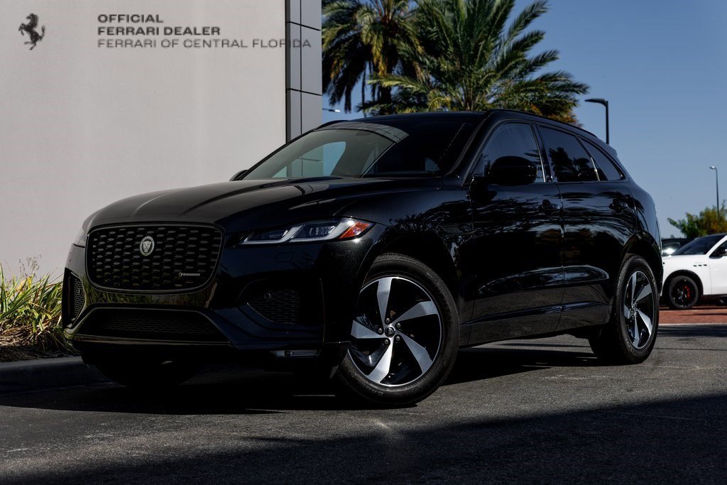 2025 Jaguar F-PACE R-Dynamic S's photo