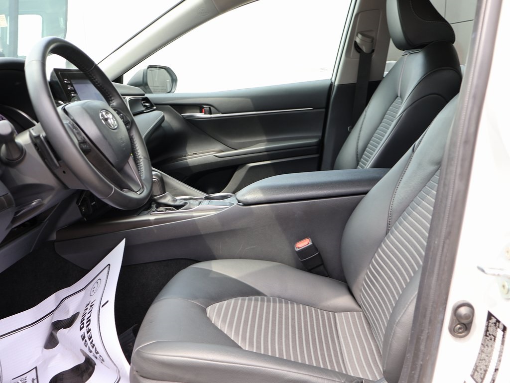 2024 Toyota Camry SE photo 22