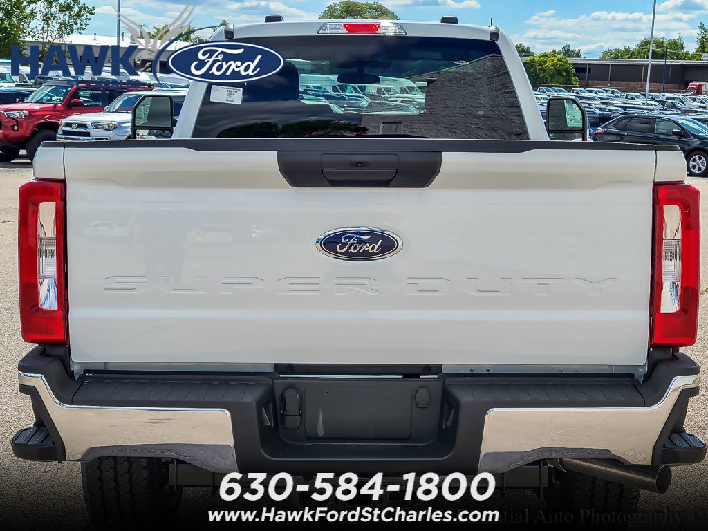 2025 FORD F-350 - Image 4