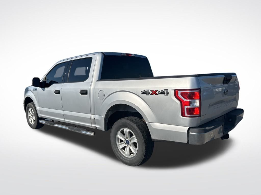 2019 Ford F-150 XLT photo 2