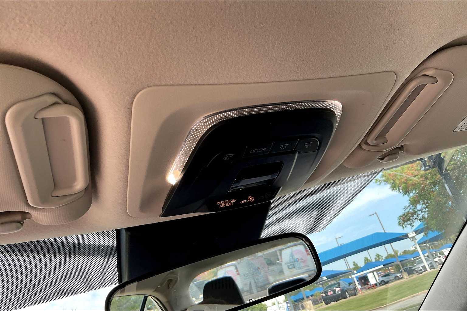 2024 Toyota Corolla LE photo 30