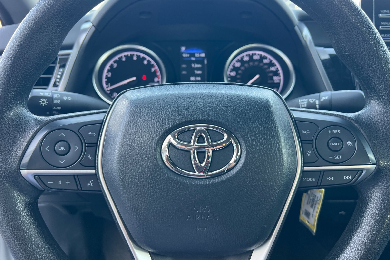 2023 Toyota Camry LE photo 18