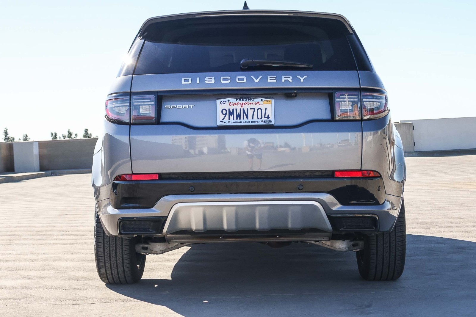 2024 Land Rover Discovery Sport S photo 3