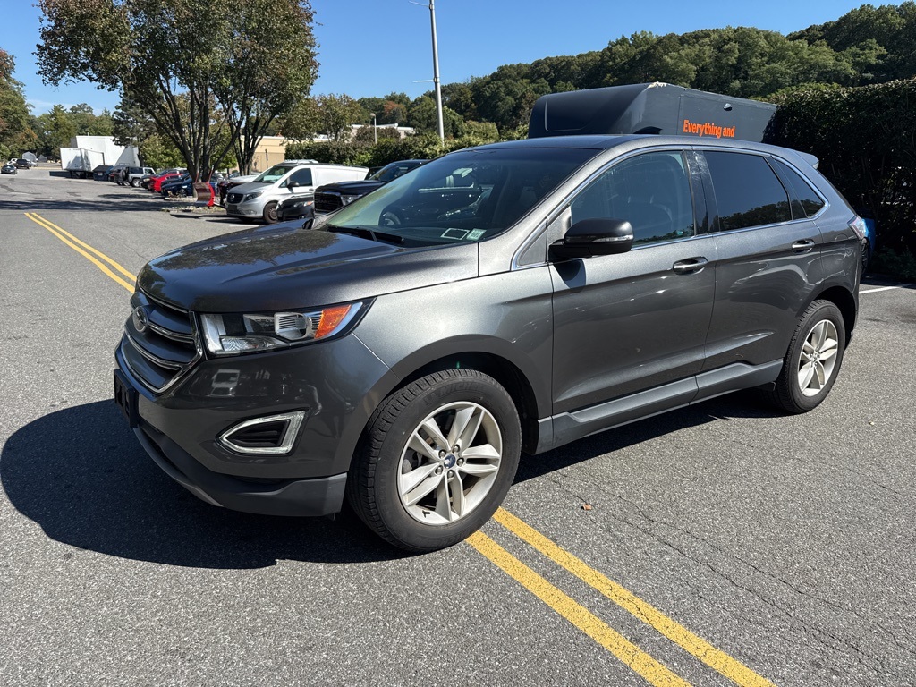 2016 Ford Edge SEL photo 2