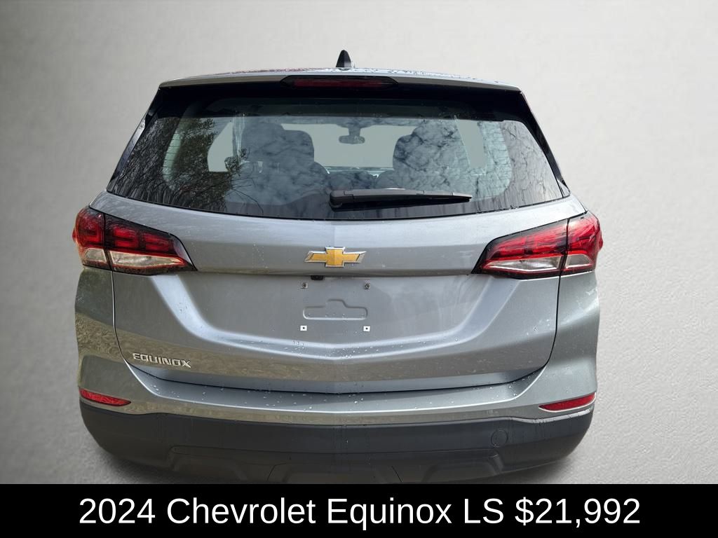 2024 Chevrolet Equinox LS photo 4