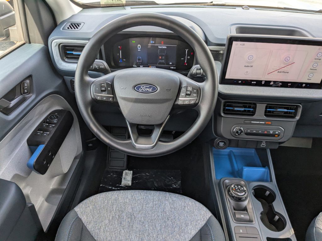2025 Ford Maverick XLT photo 13