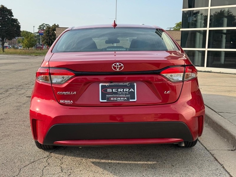 2020 Toyota Corolla LE photo 3