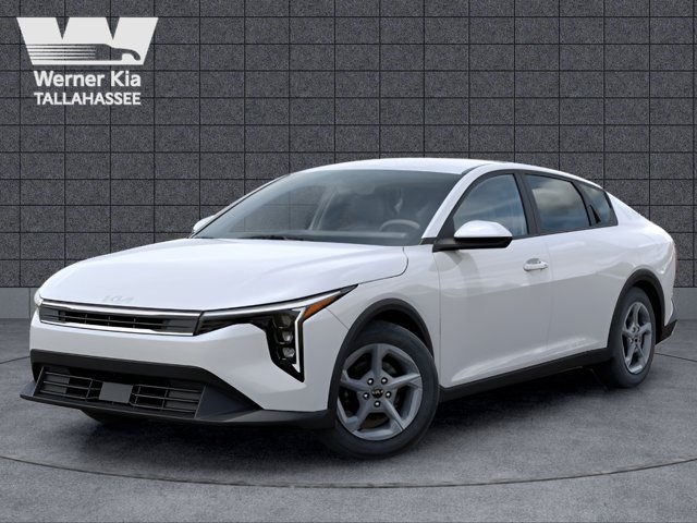 2025 Kia K4 LXS photo 2