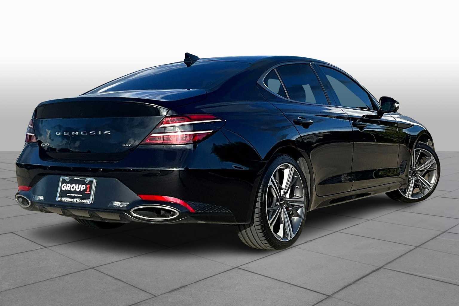 2025 Genesis G70 3.3T Sport Advanced photo 12