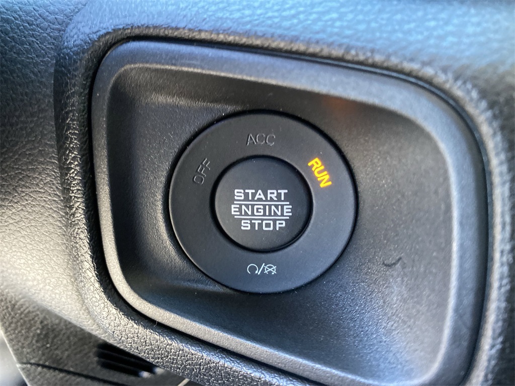 2025 Jeep Wrangler Sport photo 22