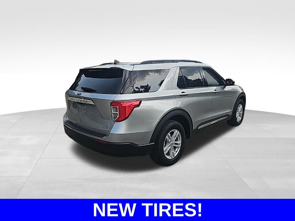 2023 Ford Explorer XLT photo 4