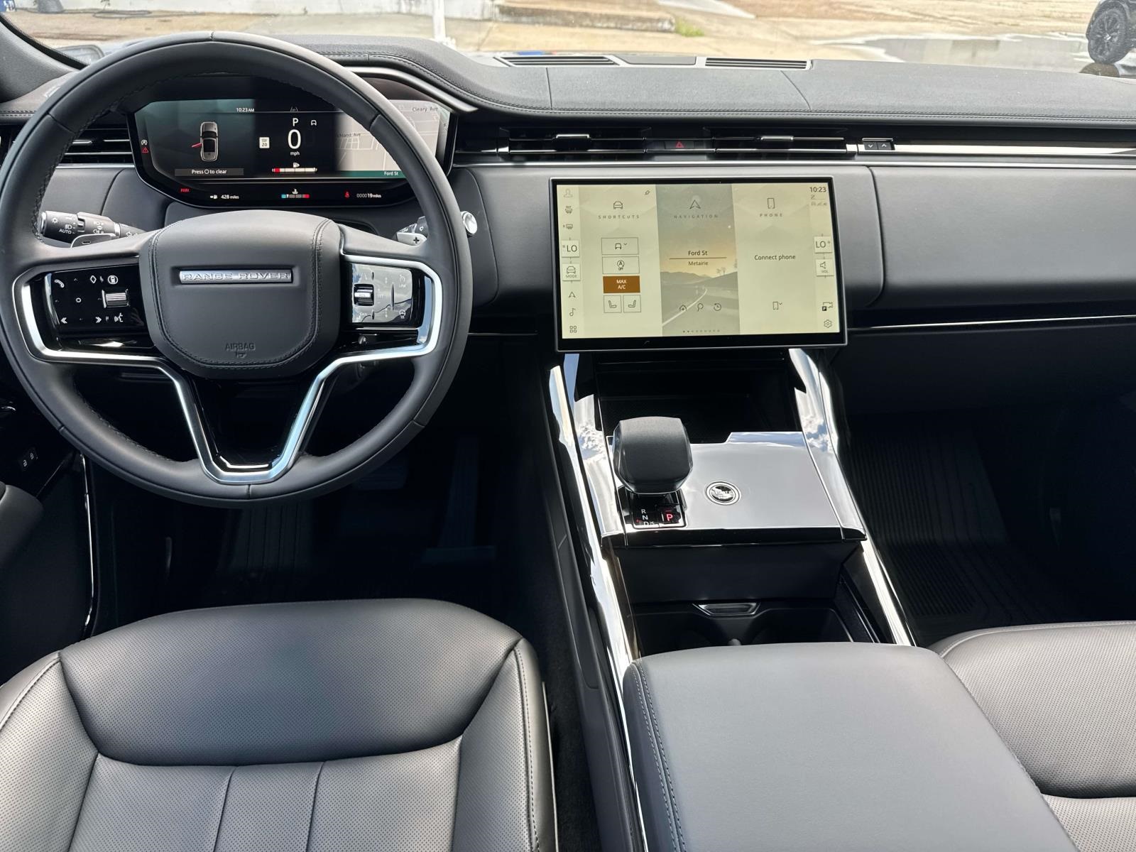 2025 Land Rover Range Rover Sport SE photo 9