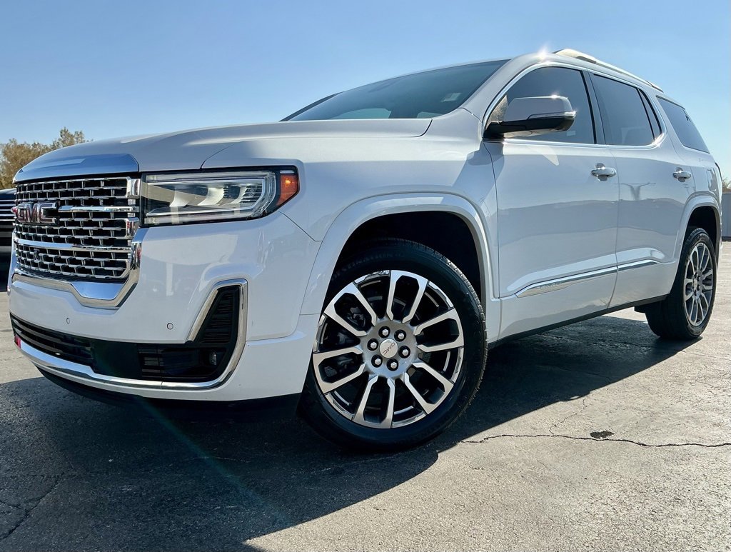 2023 Gmc Acadia Denali photo 2